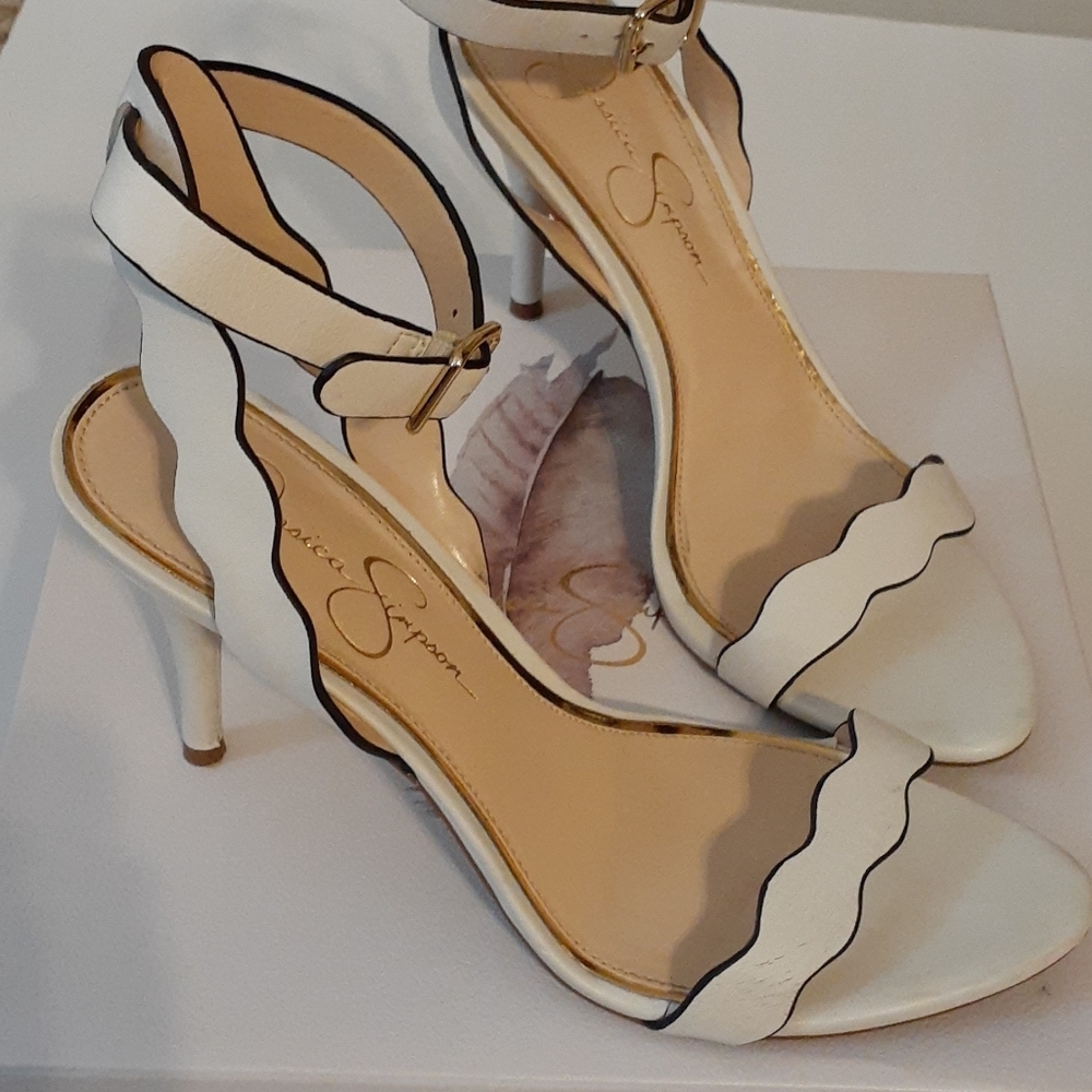 Jessica Simpson heels